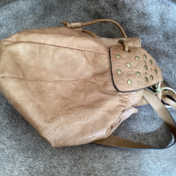 Hillard & Hanson Leather Slouch Drawstring Snap Closure Handbag - Picture 9 of 11